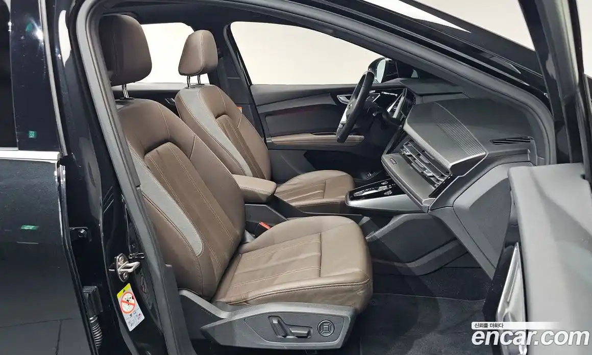 Audi Q4 e-tron 2023 0.2 автомат (гидро), фото 15