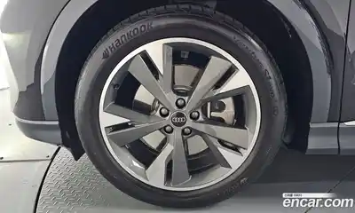 Audi Q4 e-tron 2023 0.2 автомат (гидро), миниатюра 4