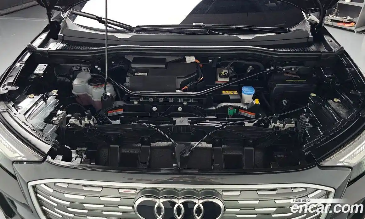 Audi Q4 e-tron 2023 0.2 автомат (гидро), фото 5