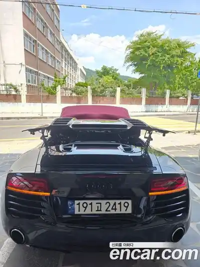Audi R8 2013 5.2 автомат (гидро), миниатюра 9