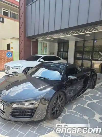Audi R8 2013 5.2 автомат (гидро), миниатюра 10