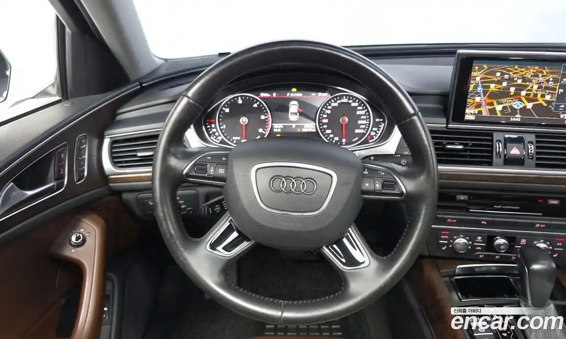 Audi A6 2015 2.0 автомат (гидро), фото 13