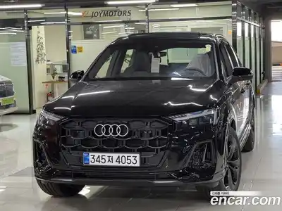 Audi Q7, 2026, 12 км