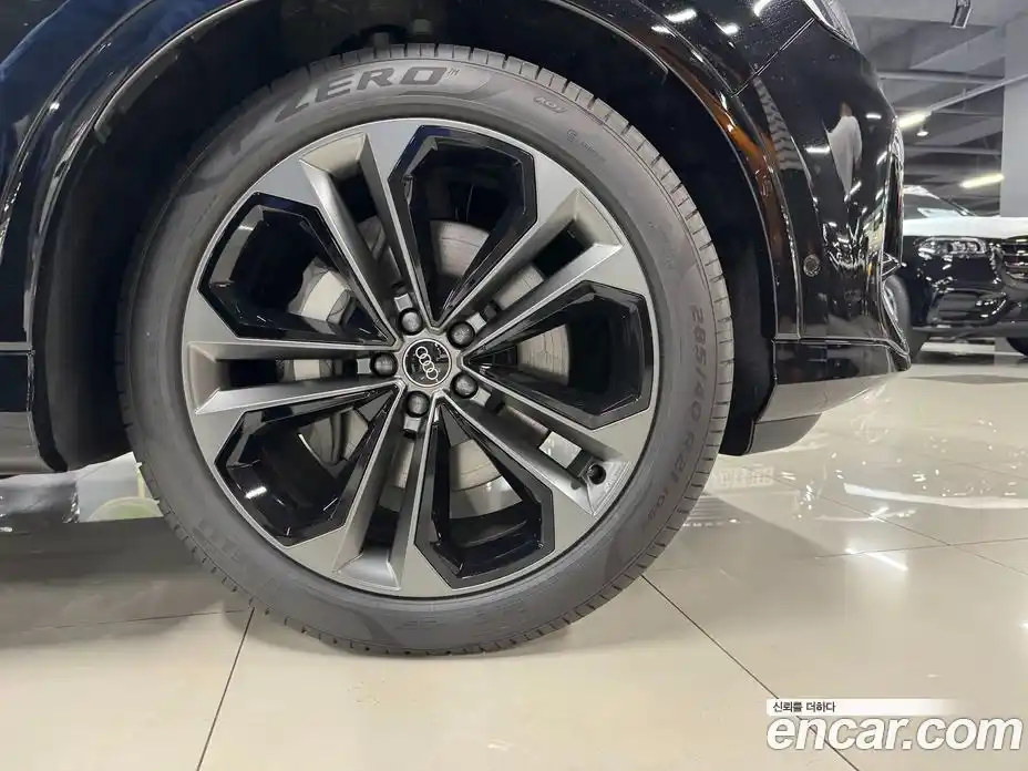 Audi Q7 2026 3.0 автомат (гидро), фото 11