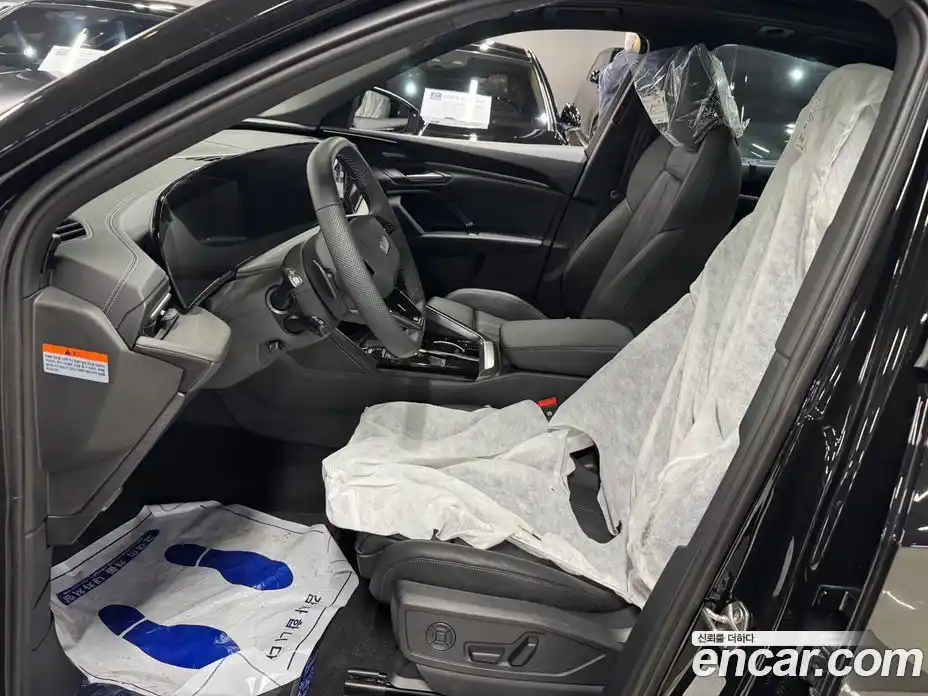 Audi Q5 2025 2.0 автомат (гидро), фото 7