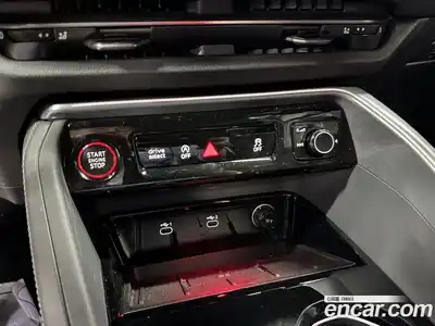 Audi Q5 2025 2.0 автомат (гидро), миниатюра 9