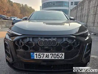 Audi Q5, 2025, 30 км
