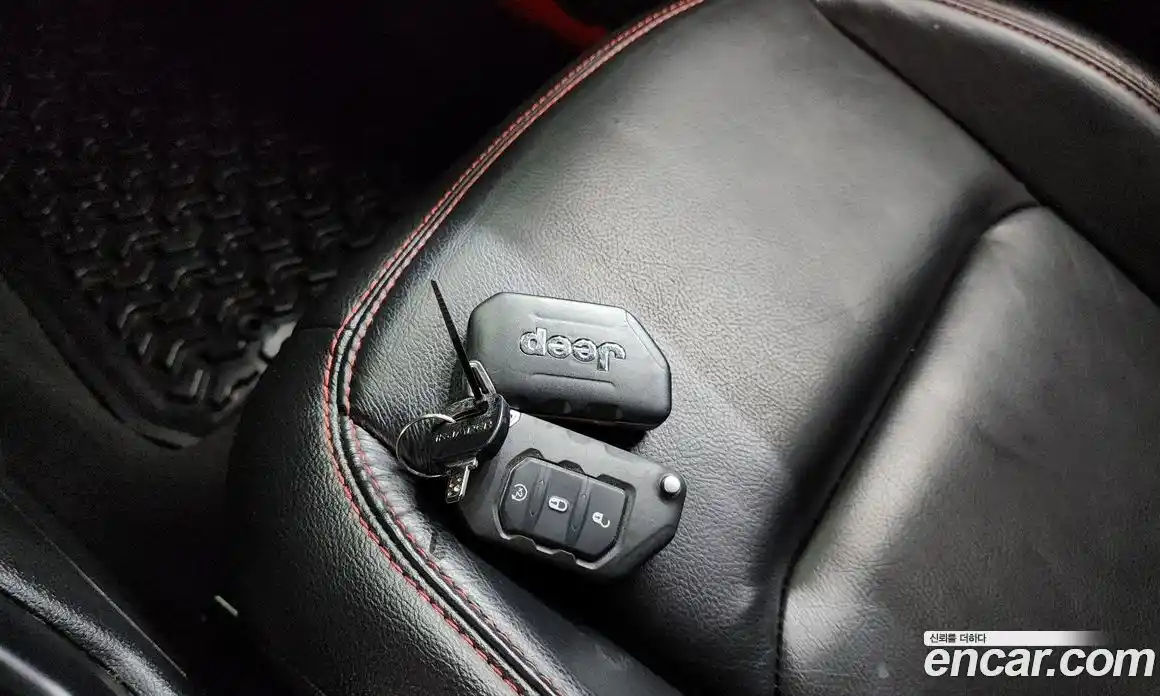 Jeep Wrangler 2019 2.0 автомат (гидро), фото 21