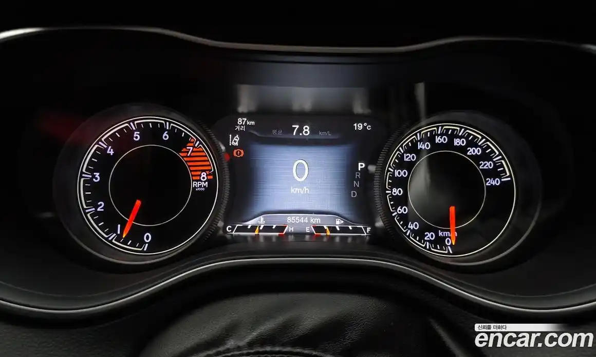 Jeep Cherokee 2019 3.2 автомат (гидро), фото 11