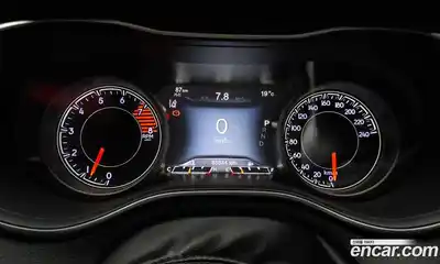 Jeep Cherokee 2019 3.2 автомат (гидро), миниатюра 11