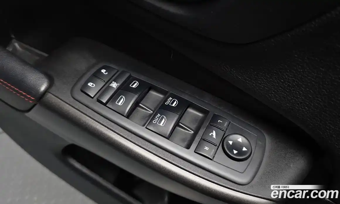 Jeep Cherokee 2019 3.2 автомат (гидро), фото 24