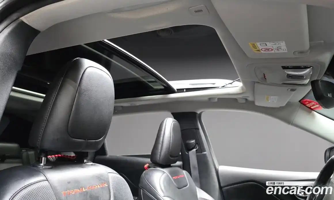 Jeep Cherokee 2019 3.2 автомат (гидро), фото 26