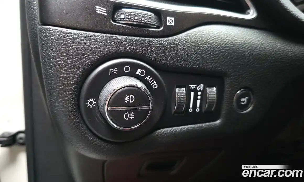 Jeep Cherokee 2019 3.2 автомат (гидро), фото 34