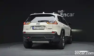 Jeep Cherokee 2019 3.2 автомат (гидро), миниатюра 4