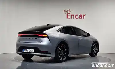 Toyota Prius 2024 2.0 автомат (гидро), миниатюра 2 Toyota Prius 2024 2.0 автомат (гидро), миниатюра 2