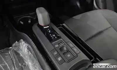 Toyota Prius 2024 2.0 автомат (гидро), миниатюра 9 Toyota Prius 2024 2.0 автомат (гидро), миниатюра 9