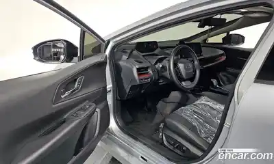 Toyota Prius 2024 2.0 автомат (гидро), миниатюра 10 Toyota Prius 2024 2.0 автомат (гидро), миниатюра 10