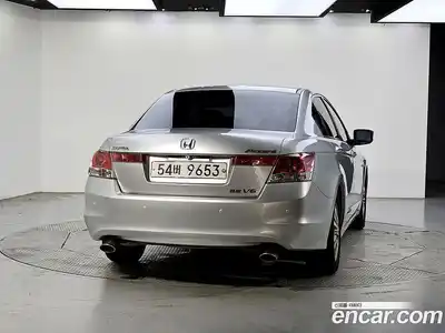 Honda Accord 2010 2.4 автомат (гидро), миниатюра 3