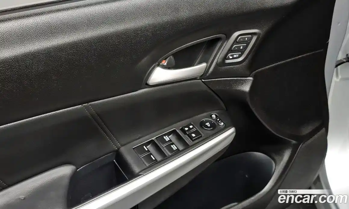 Honda Crosstour 2013 3.5 автомат (гидро), фото 17