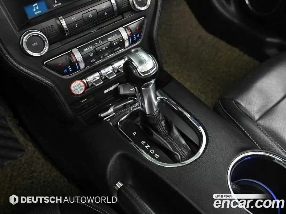 Ford Mustang 2016 2.3 автомат (гидро), фото 8