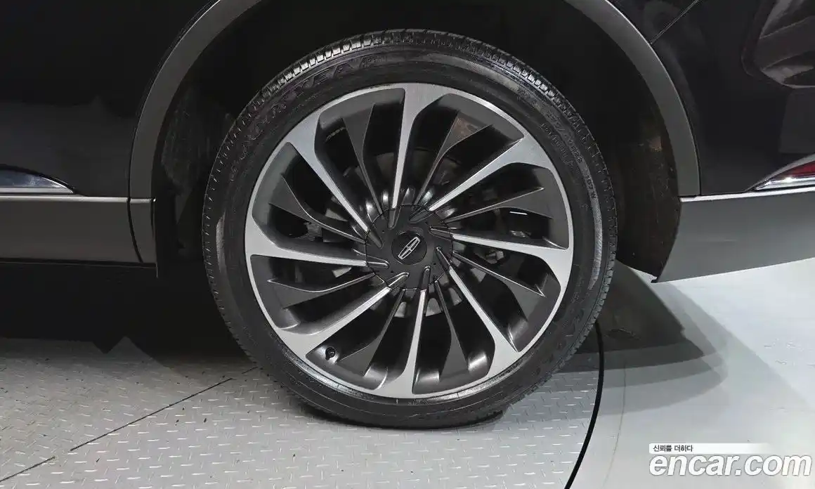 Lincoln Aviator 2021 3.0 автомат (гидро), фото 7 Lincoln Aviator 2021 3.0 автомат (гидро), фото 7