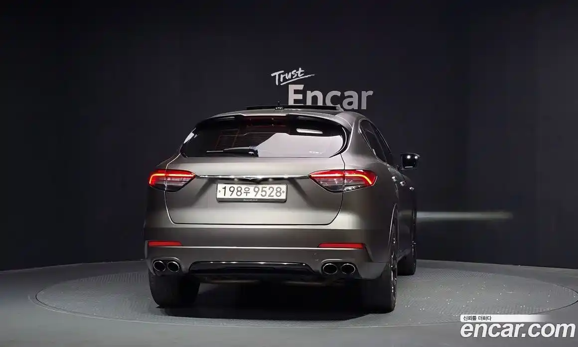 Maserati Levante 2018 3.0 автомат (гидро), фото 4