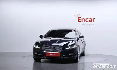 Jaguar XJ 2016 3.0 автомат (гидро), миниатюра 3 Jaguar XJ 2016 3.0 автомат (гидро), миниатюра 3