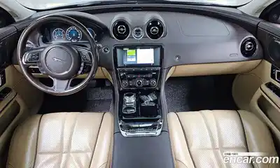 Jaguar XJ 2016 3.0 автомат (гидро), миниатюра 7 Jaguar XJ 2016 3.0 автомат (гидро), миниатюра 7