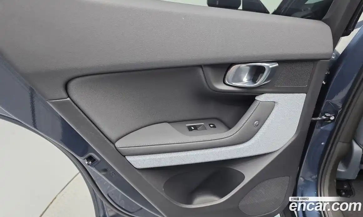 Polestar Polestar 2 2023 0.2 автомат (гидро), фото 14 Polestar Polestar 2 2023 0.2 автомат (гидро), фото 14