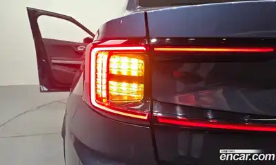 Polestar Polestar 2 2023 0.2 автомат (гидро), миниатюра 8 Polestar Polestar 2 2023 0.2 автомат (гидро), миниатюра 8