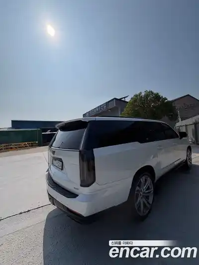 Cadillac Escalade 2025 6.2 автомат (гидро), миниатюра 2