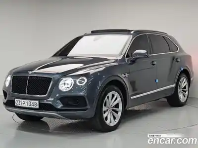 Bentley Bentayga 2019 4.0 автомат (гидро), миниатюра 1 Bentley Bentayga 2019 4.0 автомат (гидро), миниатюра 1