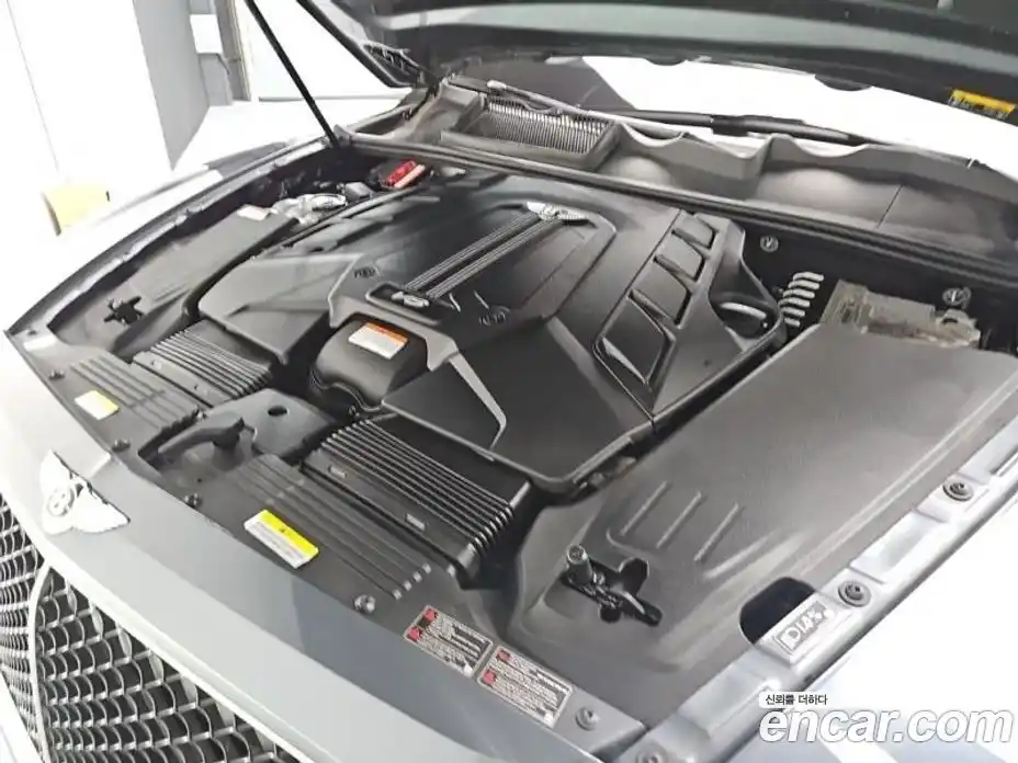 Bentley Bentayga 2019 4.0 автомат (гидро), фото 5 Bentley Bentayga 2019 4.0 автомат (гидро), фото 5