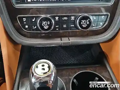Bentley Bentayga 2019 4.0 автомат (гидро), миниатюра 10 Bentley Bentayga 2019 4.0 автомат (гидро), миниатюра 10