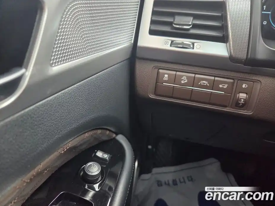 SsangYong Rexton 2021 2.2 автомат (гидро), фото 20