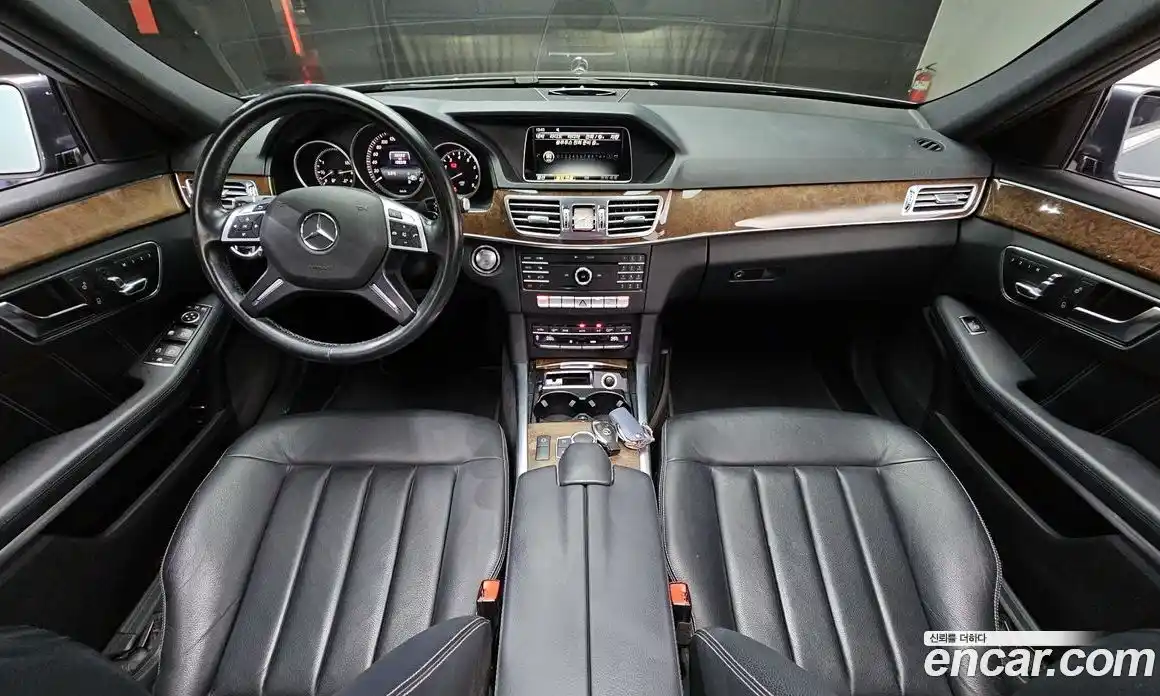 Mercedes-Benz E-Class 2015 3.5 гидро, фото 7 Mercedes-Benz E-Class 2015 3.5 гидро, фото 7