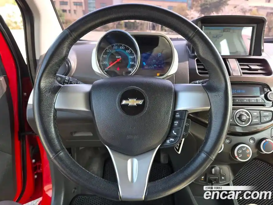 Chevrolet Spark 2015 1.0 автомат (гидро), фото 10