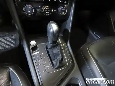 Volkswagen Tiguan 2020 2.0 автомат (гидро), миниатюра 12