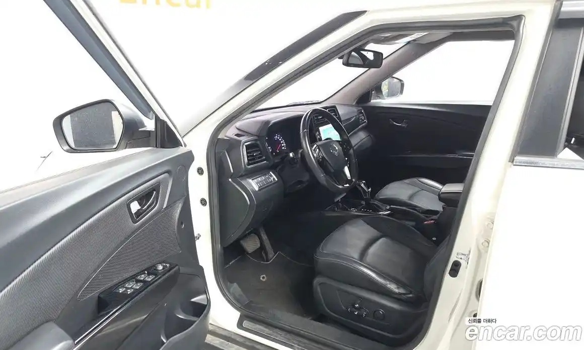 SsangYong TIBOLI 2020 1.6 автомат (гидро), фото 10