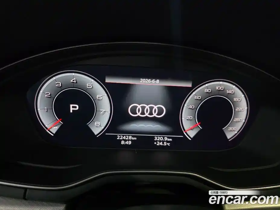 Audi A4 2023 2.0 автомат (гидро), фото 8