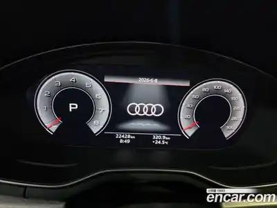 Audi A4 2023 2.0 автомат (гидро), миниатюра 8