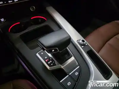 Audi A4 2023 2.0 автомат (гидро), миниатюра 9