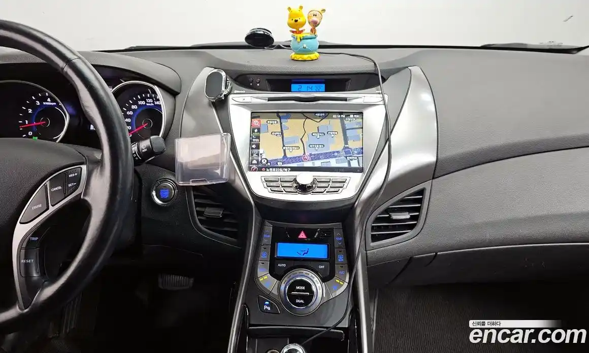 Hyundai Avante 2013 1.6 автомат (гидро), фото 12