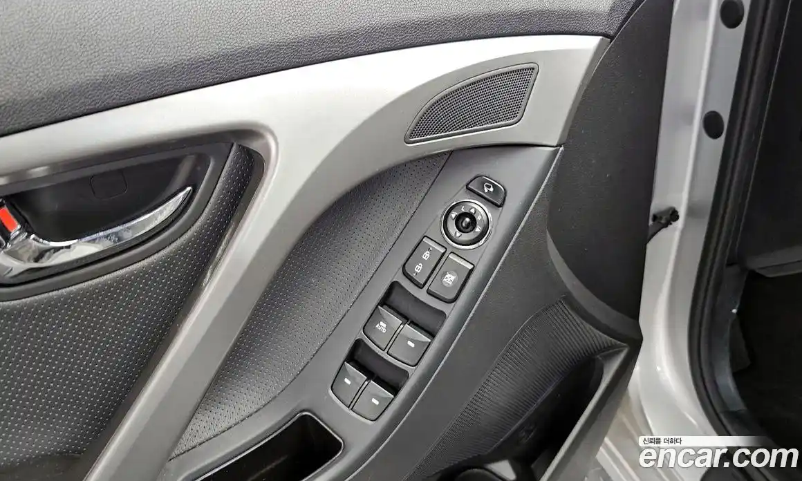 Hyundai Avante 2013 1.6 автомат (гидро), фото 20