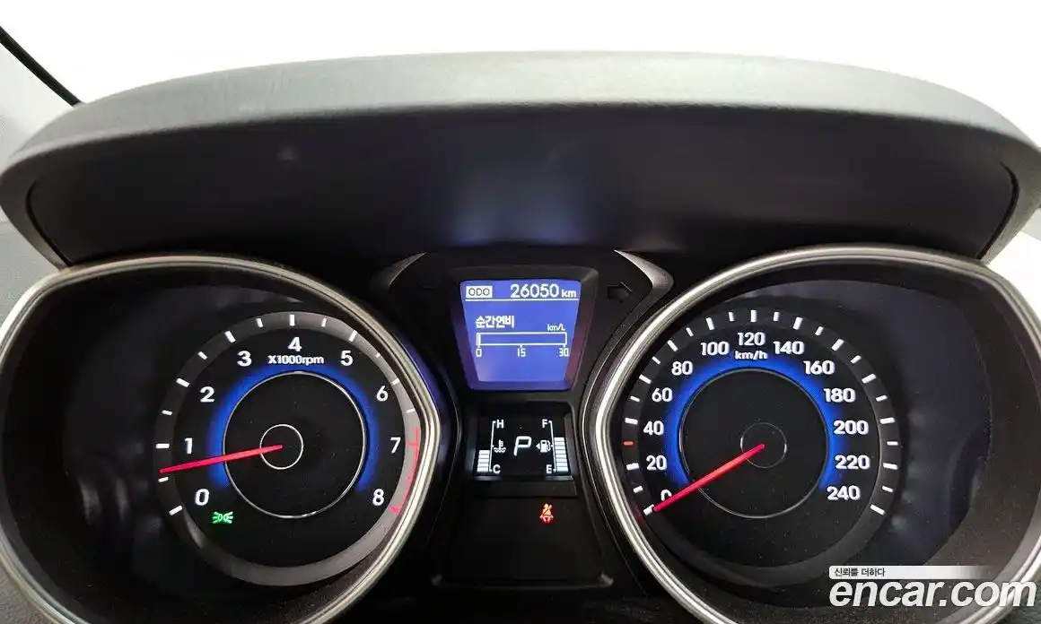 Hyundai Avante 2013 1.6 автомат (гидро), фото 8