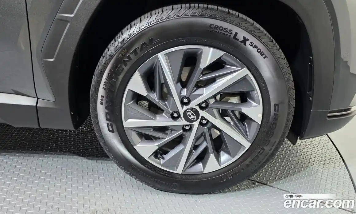 Hyundai Tucson 2021 1.6 автомат (гидро), фото 5
