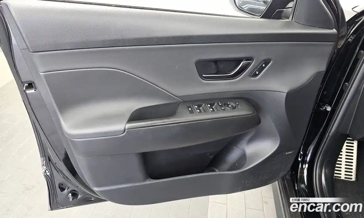 Hyundai Kona 2024 1.6 автомат (гидро), фото 14