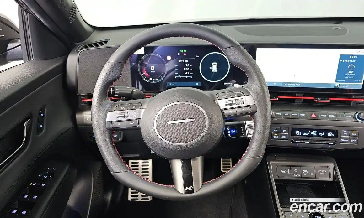 Hyundai Kona 2024 1.6 автомат (гидро), фото 19