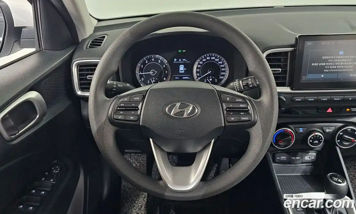 Hyundai Venue 2022 1.6 автомат (гидро), фото 18