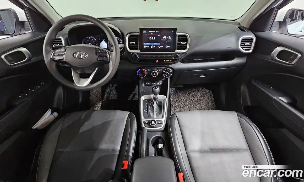 Hyundai Venue 2022 1.6 автомат (гидро), фото 10